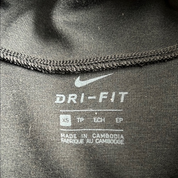 Nike Women’s Maternity Turtleneck Sweaters, Black (Size XS) - Picture 4 of 7